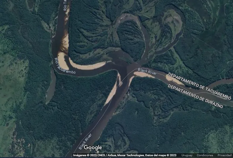 Laguna del Sauce Desembocadura del rio Tacuarembó