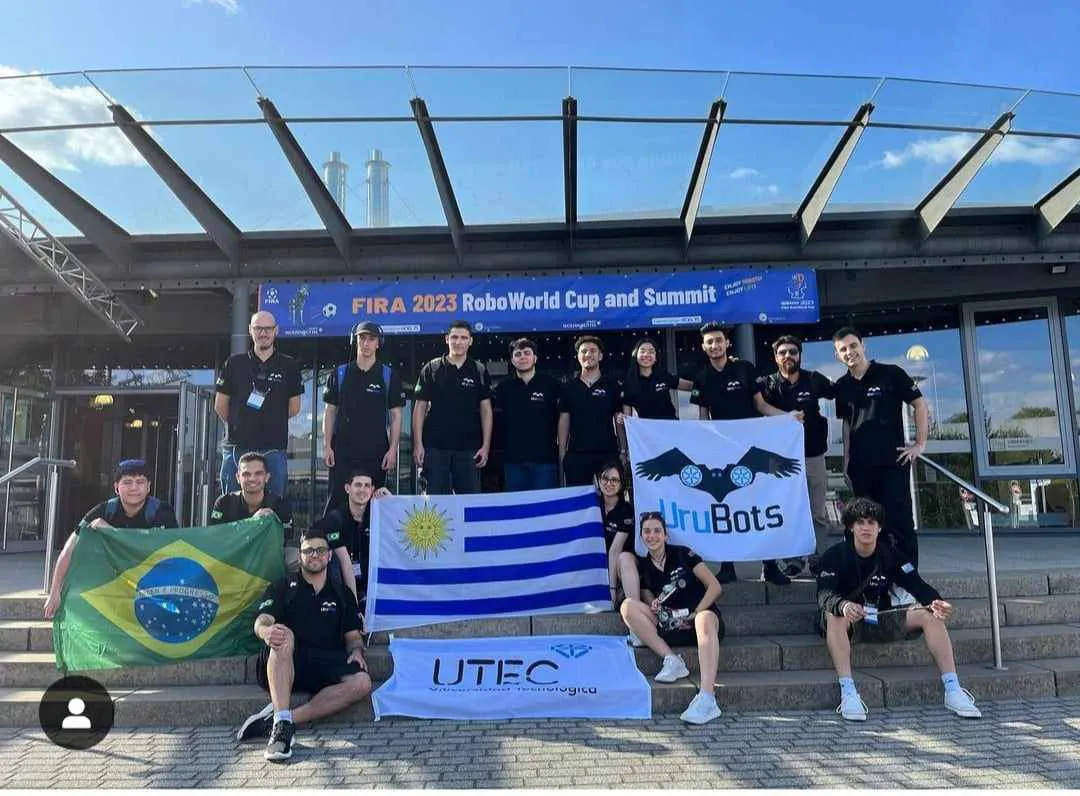 361194635_1983906961985637_7276847346494118002_n