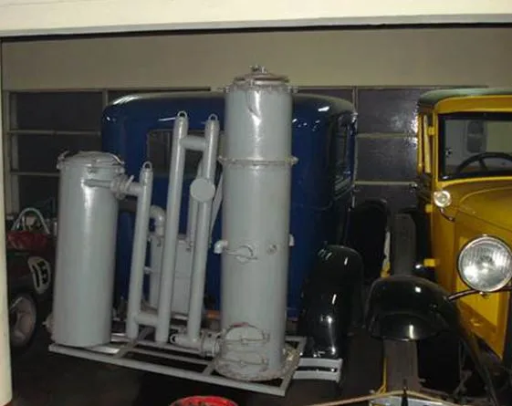 Vehiculo gasogeno uruguay Museo del automovil ACU