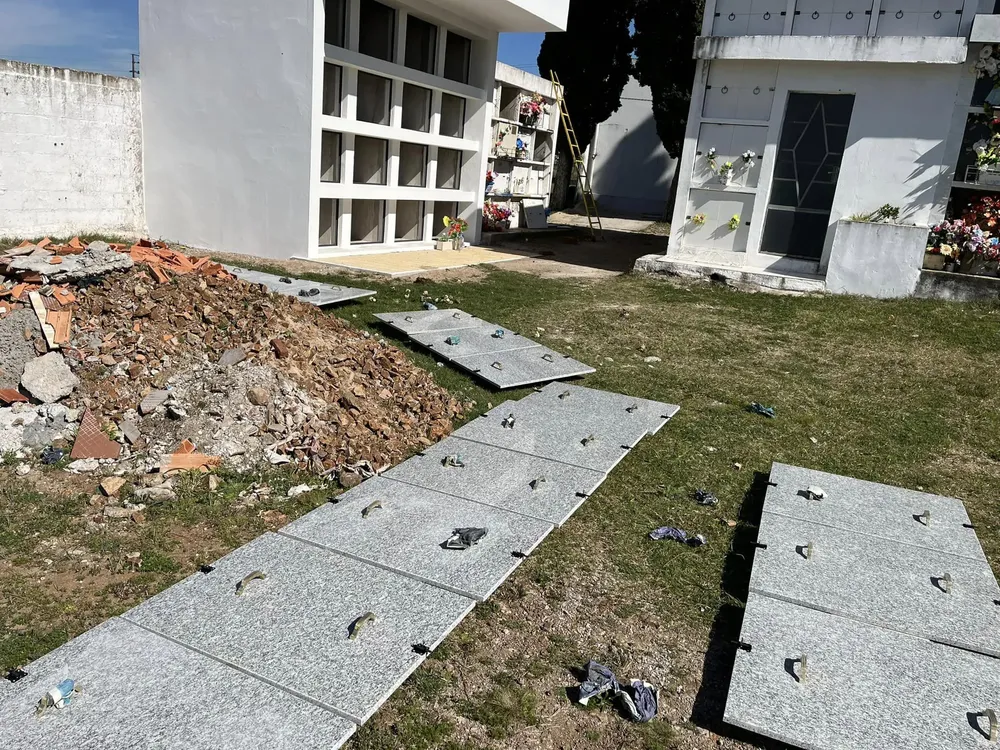 367971967_260677963396464_4004205455298018326_n