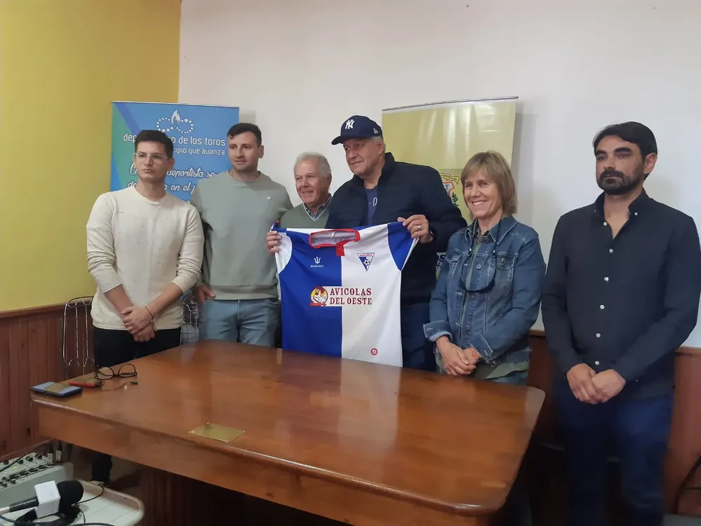 WhatsApp Image 2023-05-10 at 14.18.01