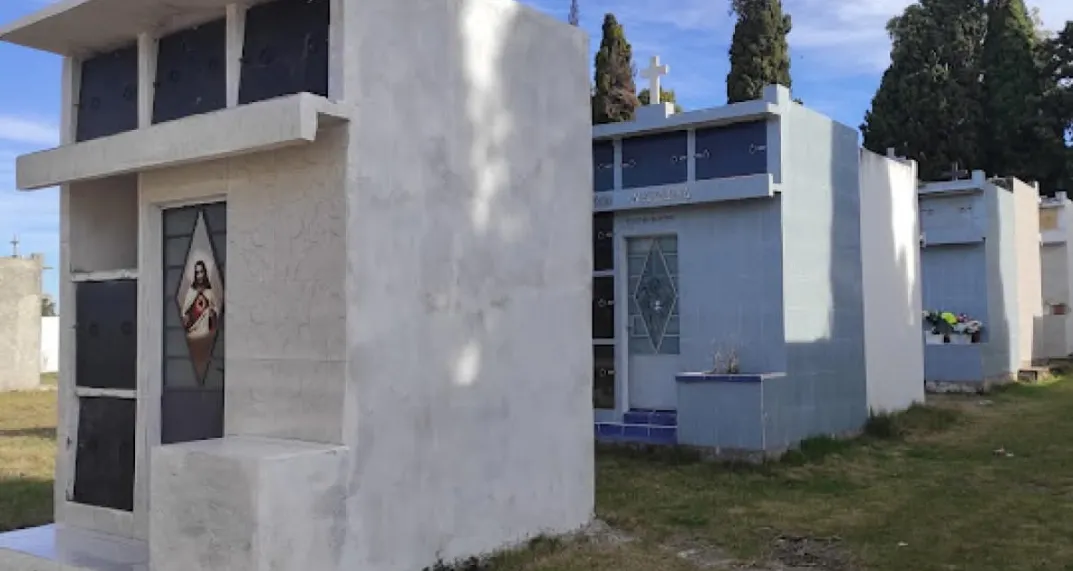 Screenshot_2025-12-02-17-56-03-289_com.facebook.katana-edit