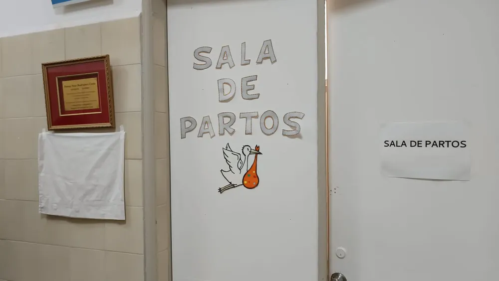 1f9fa76d-9875-4ed3-9ee4-bb29524d3d8b